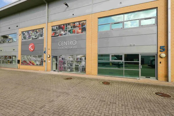 Centro Office Space — photograph 20
